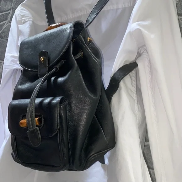 Gucci Black Leather Backpack with Bamboo Accent - Picture 4 of 16